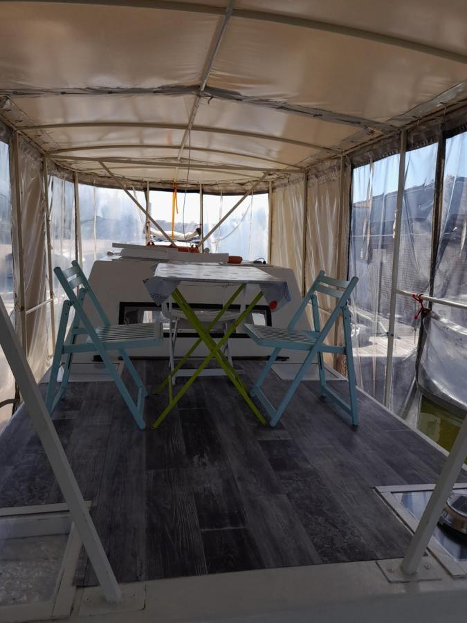 Bateau Penichette Atypique Otel Nantes Dış mekan fotoğraf